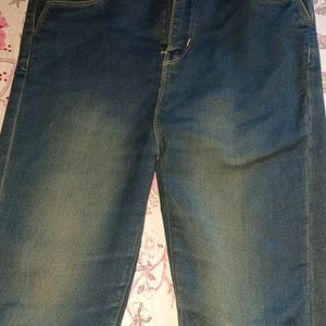 New Unused Super High-waisted Jeans