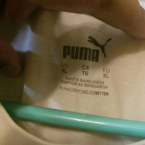 ORIGINAL PUMA BLACK N WHITE CROP OVERSIZED TSHIRT.