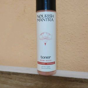 Nourish Mantra Dew Rose Toner