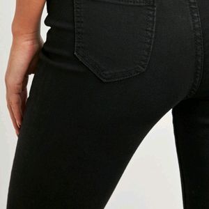 Black Skinny Jeans For Women