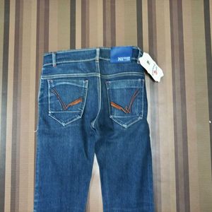 DG-85 Size-30 Slim Jeans