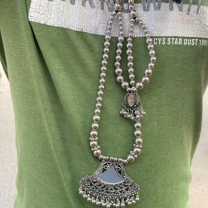 Oxidise  Necklace With Saniya Chodi