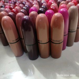 MAC LIPSTICK 1dozen In 900rs Only