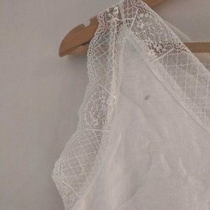 Beautiful Linen Top With Lace Detailing