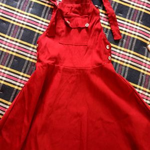 Beautiful Dungaree Dress For Women🥰🙀