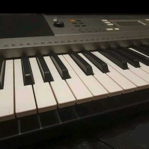 Yamaha Keyboard Piano Perfect Condition