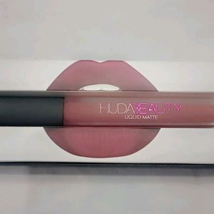 Huda Beauty Liquid Lipstick First Class