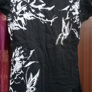 Black tshirt with Half Front Cut