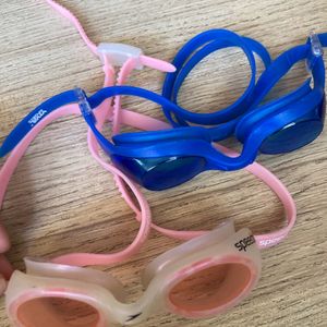 KIDS SWIMMING GOGGLES 🥽