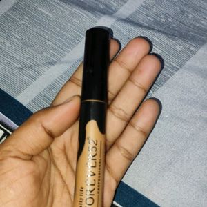 Forever 52 Concealer