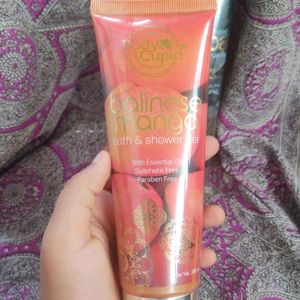 Body Care Combo - Shower Gel And Scrub