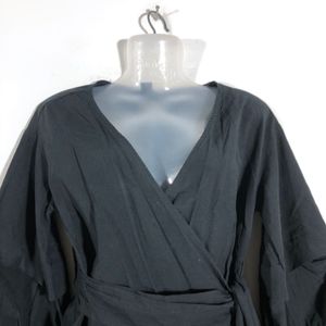 Black Wrap Around Top (Women’s)