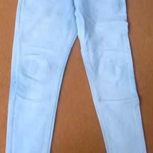 Stylish Jeans Narrow Bottom 30 Waist