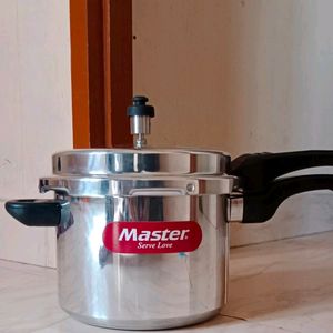 Master 2l+3l Cooker Aluminium Induction Brand New