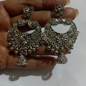 Earings Oxidised