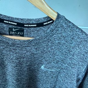 Nike Tee