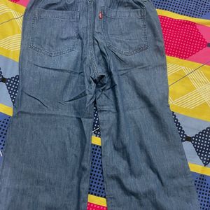 original levi's elastic jeans just new