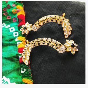 Kundan Floral Design Gold Plated Earcuffs