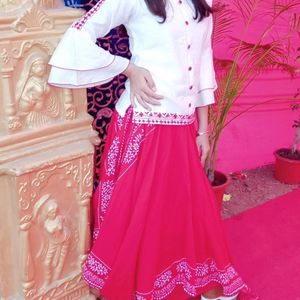 White Top And Red Side Cut Long Skirt (Ethnic Wear)