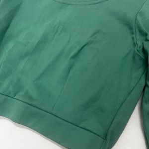 Green full sleeved crop top, comfy and stylish