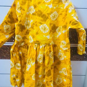 Pretty 💛 Short Kurti Unused