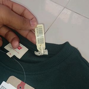 Levis Sweatshirt For Men And Women Both