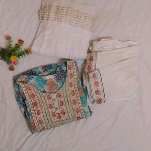 Nayra Cut Kurti Combo