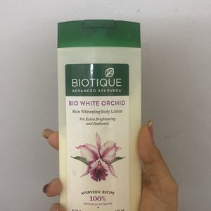 Biotique Skin Whitening Body Lotion