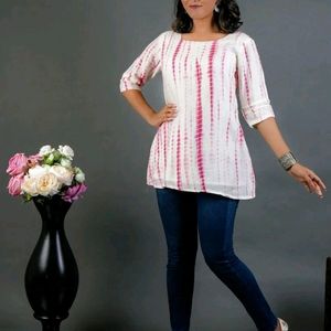 A line tunic In Tie & Dye Bandhani