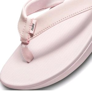 NIKE Women Filp Flops