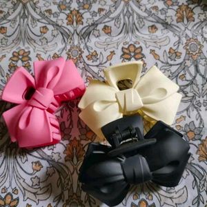 Bow Clutcher Set Of 3