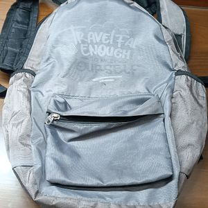 SCHOOL/COLLEGE BAG