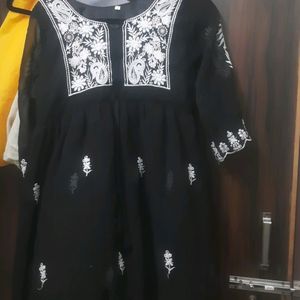 Black Kurti