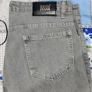 women grey wide leg jeans 34 waist, Length 95cm