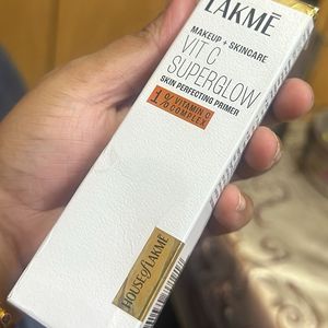 Lakme vitC super glow primer