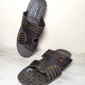 New Men's Trending Fashion Design Slipper