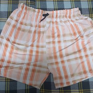 strechable shorts size Xl firs 34 to 38 waist