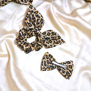 Scrunchie And Bow Printed