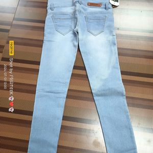 (N-48) 28 Size Slim Fit Denim Jeans