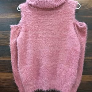 Beautiful Pink Shoulder Cut Woolen Top