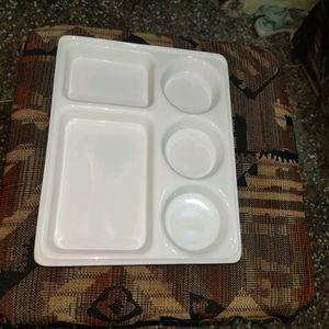 1 Food Dining Serving Plate 4 Compartments