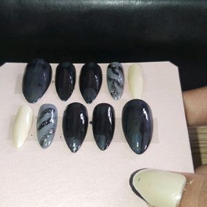 Press On Nails