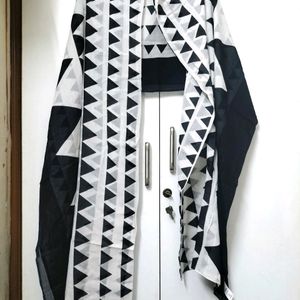 Max Black And White Stole Cum Dupatta