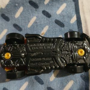 Hot Wheels Skull Crusher