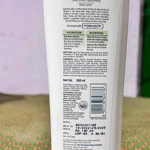 Combo Of Himalaya Body Lotion And Fogg Powder