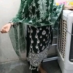 Pakistani Suit