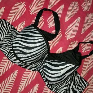 ❤️3 Sexy Stylish Lingerie Set (3Panty+ 3Bra )