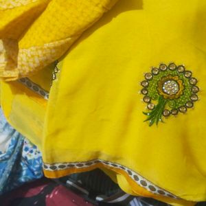 Cool Yellow Colour Saree With Blouse