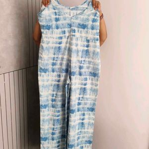 Blue and White Printed Basic Jumpsuit