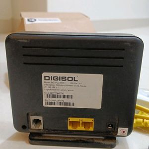 Modem and Wires For Internet Connection